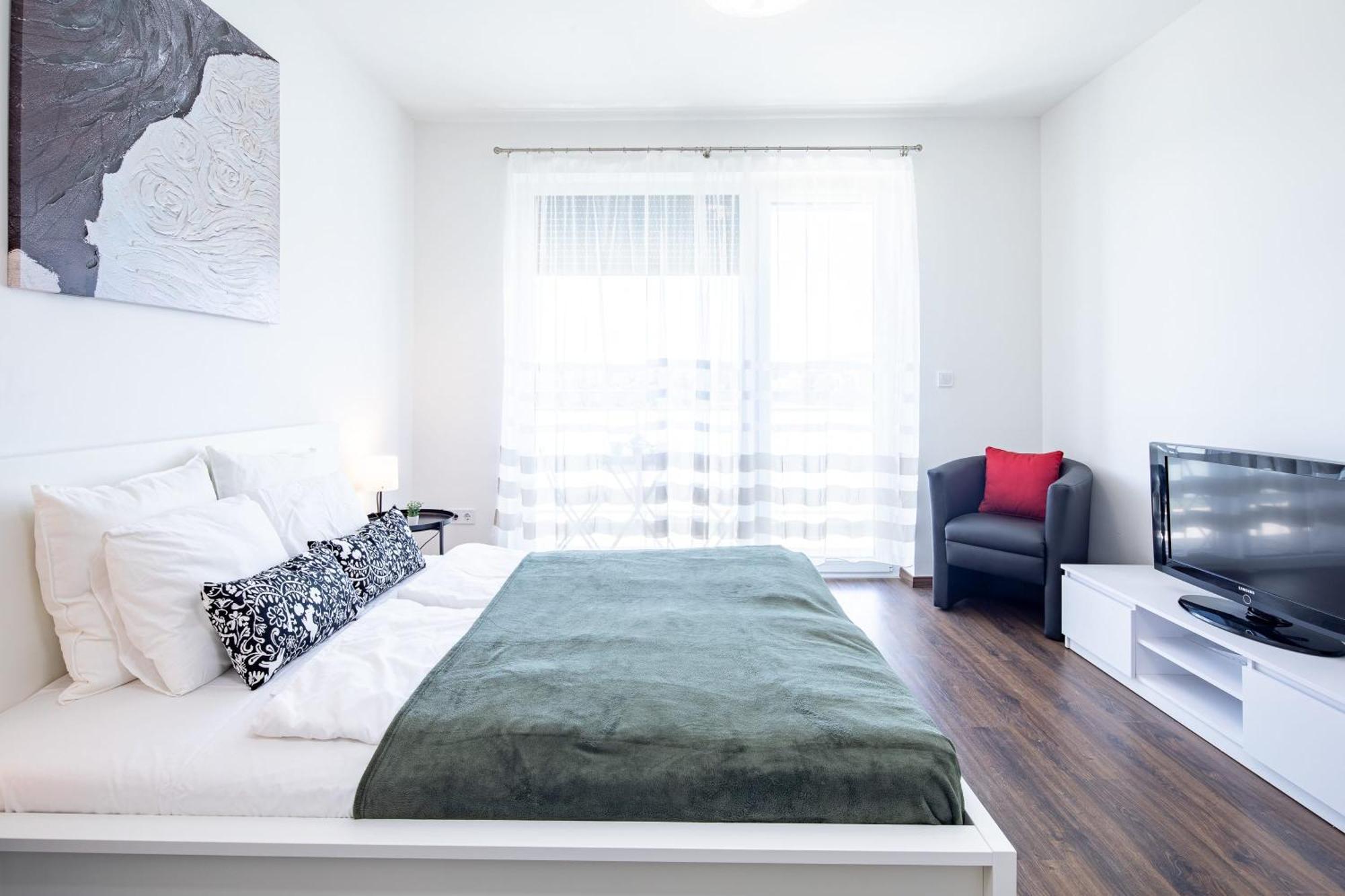 Apartament - Balcony - Cozy - Ac *