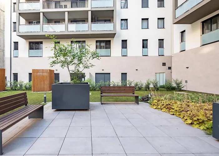 Central - Balcony - Cozy - Ac